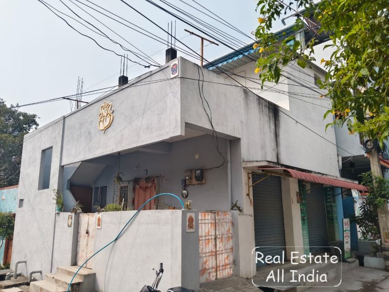 🏡 HOUSE FOR SALE  💰 Price: ₹ 65 LAKHS  🧭 EAST &amp; NORTH CORNER  📐 Plot Size: 22 అంకణాలు  📍 Leela