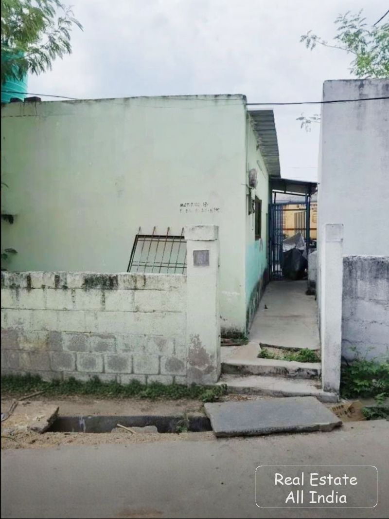 🏡 ఇల్లు అమ్మకానికి 🔥 💥 ఇంటి ధర ఫ్రీ – స్థలం ధర మాత్రమే 💥 📍 లొకేషన్: బ్లిస్ హోటల్ దగ్గర, తిరుపతి 🧭 ఫేసింగ్: ఈస్ట్ ఫేసింగ్ 🏠 విస్తీర్ణం: 24 అంకణా - PS0450